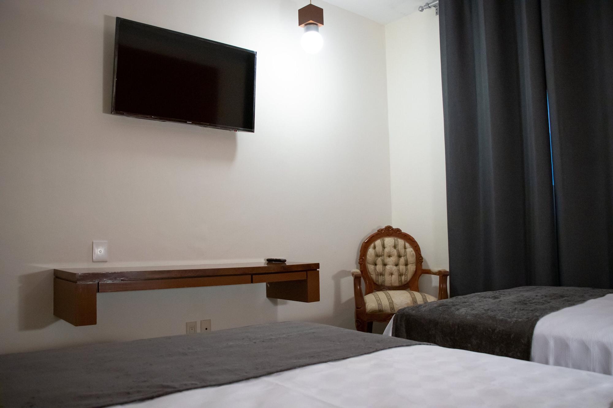 Hotel Las Pergolas 과달라하라 외부 사진