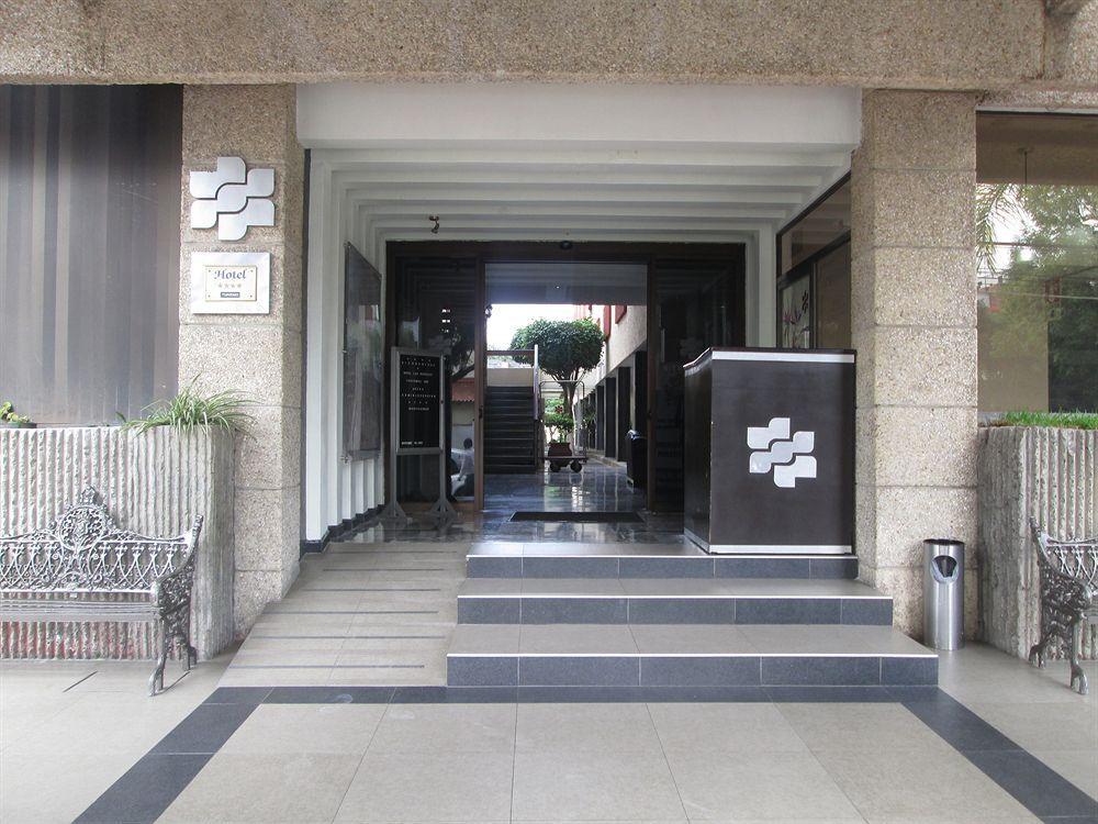 Hotel Las Pergolas 과달라하라 외부 사진